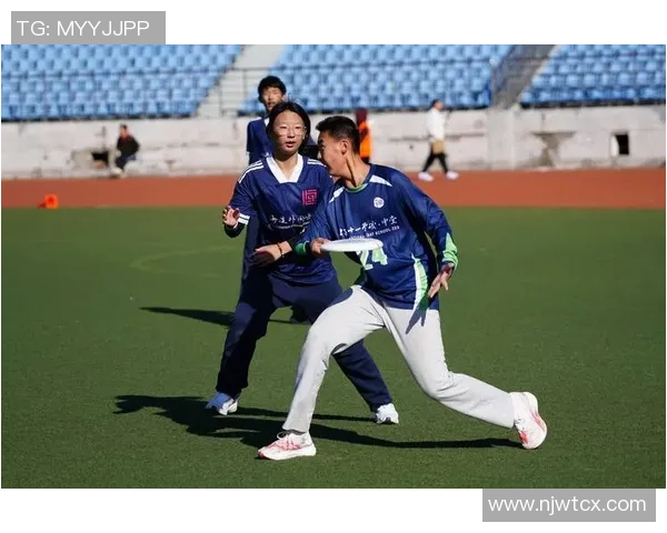 赛后分析：北京飞盘队与深圳飞盘队实力对比与比赛亮点回顾